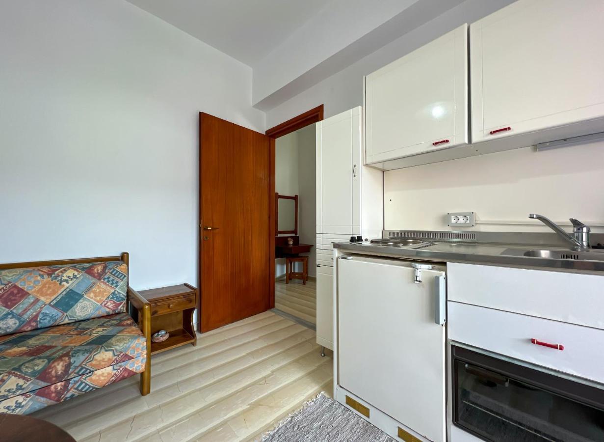 Anemone Apartment Pelekas Luaran gambar