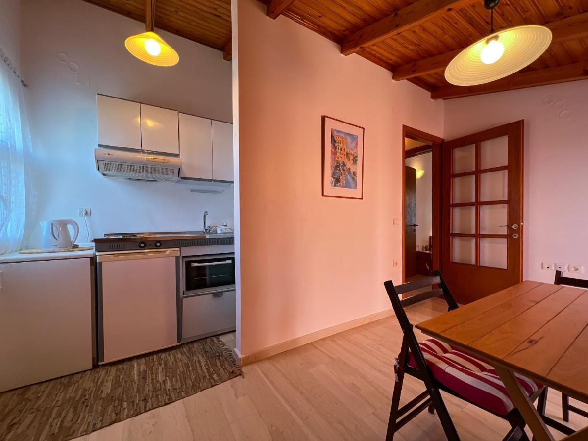 Anemone Apartment Pelekas Luaran gambar